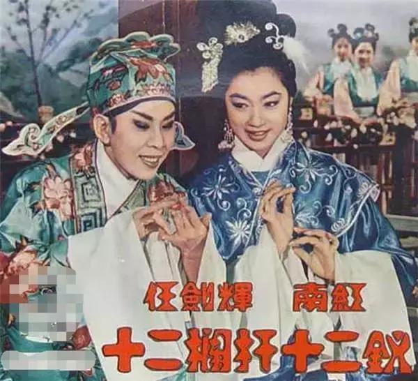 香港演员李若彤与丈夫,小龙女香港老公