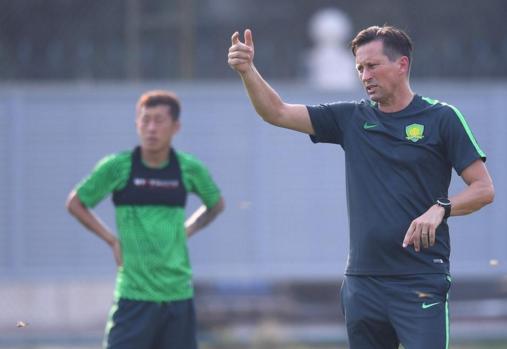 国安无缘新工体首胜,足球800胜里程碑