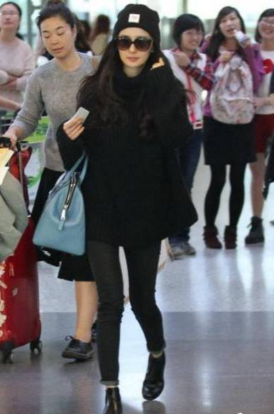 当女明星离开精修,当女明星离开了美颜滤镜