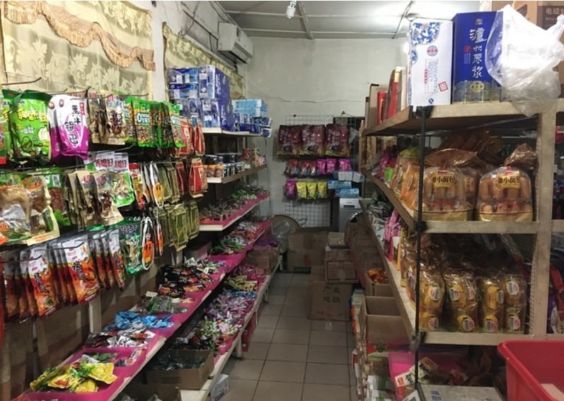 在非洲刚果金生活和工作，战狼2之后很多人担心自己的安全，其实