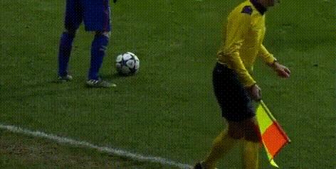 梅西最可怕的一次过人,分析一下梅西的过人