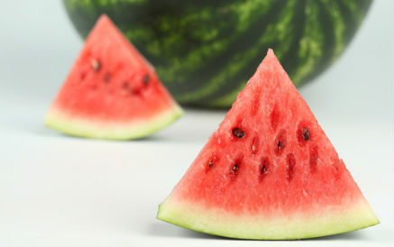 种植西瓜的病害与防治方法,西瓜根腐病用什么药治疗