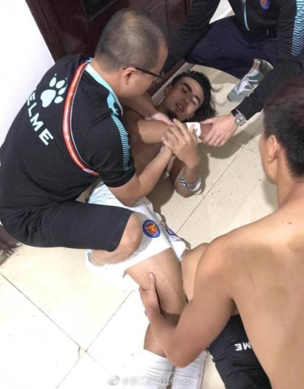 一场足球比赛加时6分钟为什么,一场足球比赛90分钟就结束了吗