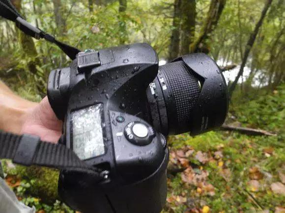 相机防水镜头有什么用,相机镜头防水