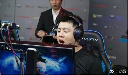 cf枪王马哲完整视频,cf马哲说要上一百个枪王