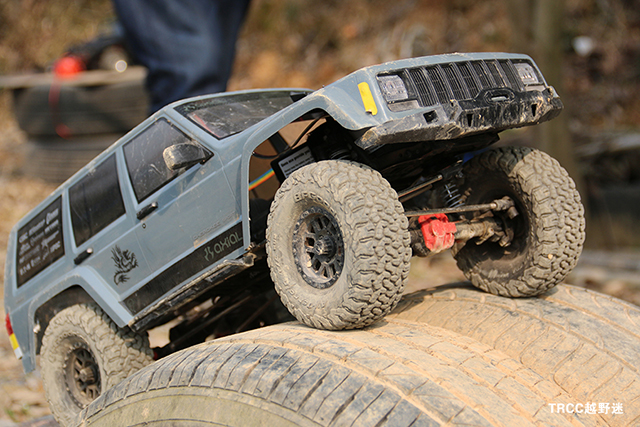 遥控仿真切诺基,大切诺基改装包围