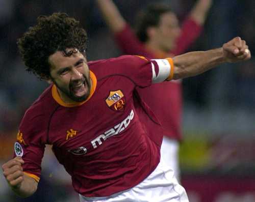 回顾当年火爆的意甲赛场,那些年的意甲球员们