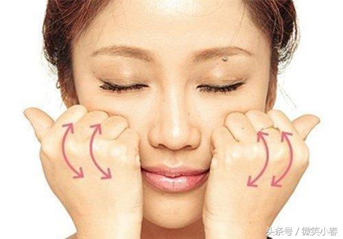 驼背耸肩缩脖子含胸如何纠正,耸肩驼背最佳纠正方法