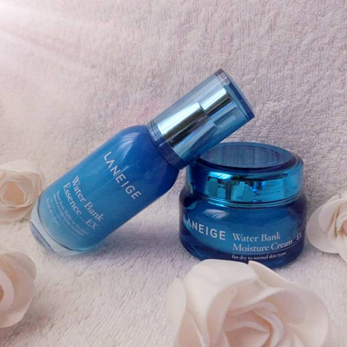 朵卡雅水漾晶透补水面膜,御菲堂水漾润透补水面膜