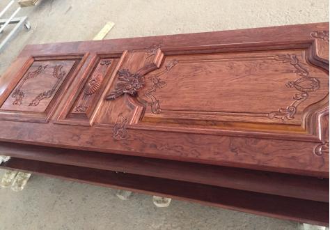 买木门有口诀,买木门选无漆