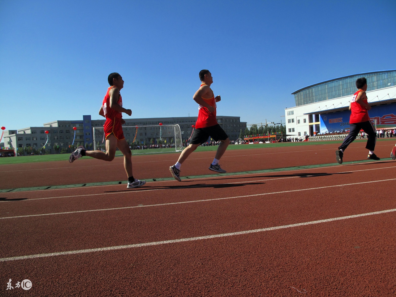 大学生体测800米标准女生,大学生体测1000米评分标准