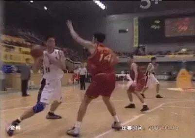 姚明火箭队球衣退役演讲,姚明球衣退役纪录片