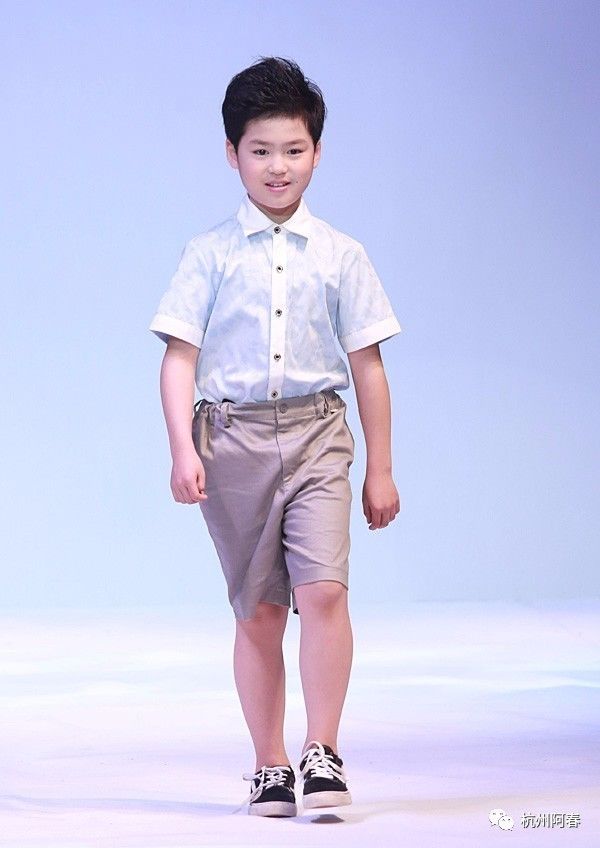 渝派精品服装,渝派系列服装