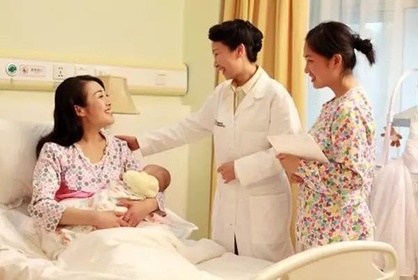 女人产后第一年该做什么,产褥期妈妈怎么护理
