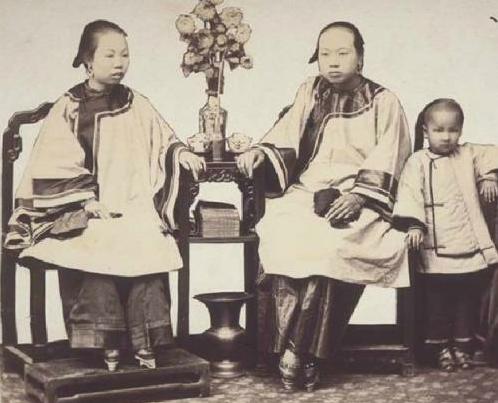 寸寸金莲，寸相思之“两朵金莲”的咒语与放足之艰难