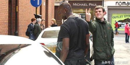 罚丢点球遭嘲讽看范尼如何回击,巴神首次罚丢点球