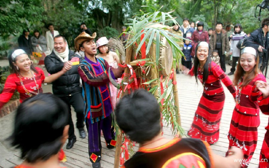 澜沧江的源头是哪,澜沧江的源头是雅鲁藏布江