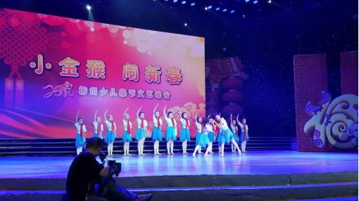 窑埠TOWN特色壮乡节，歌曲舞蹈演绎大荟萃