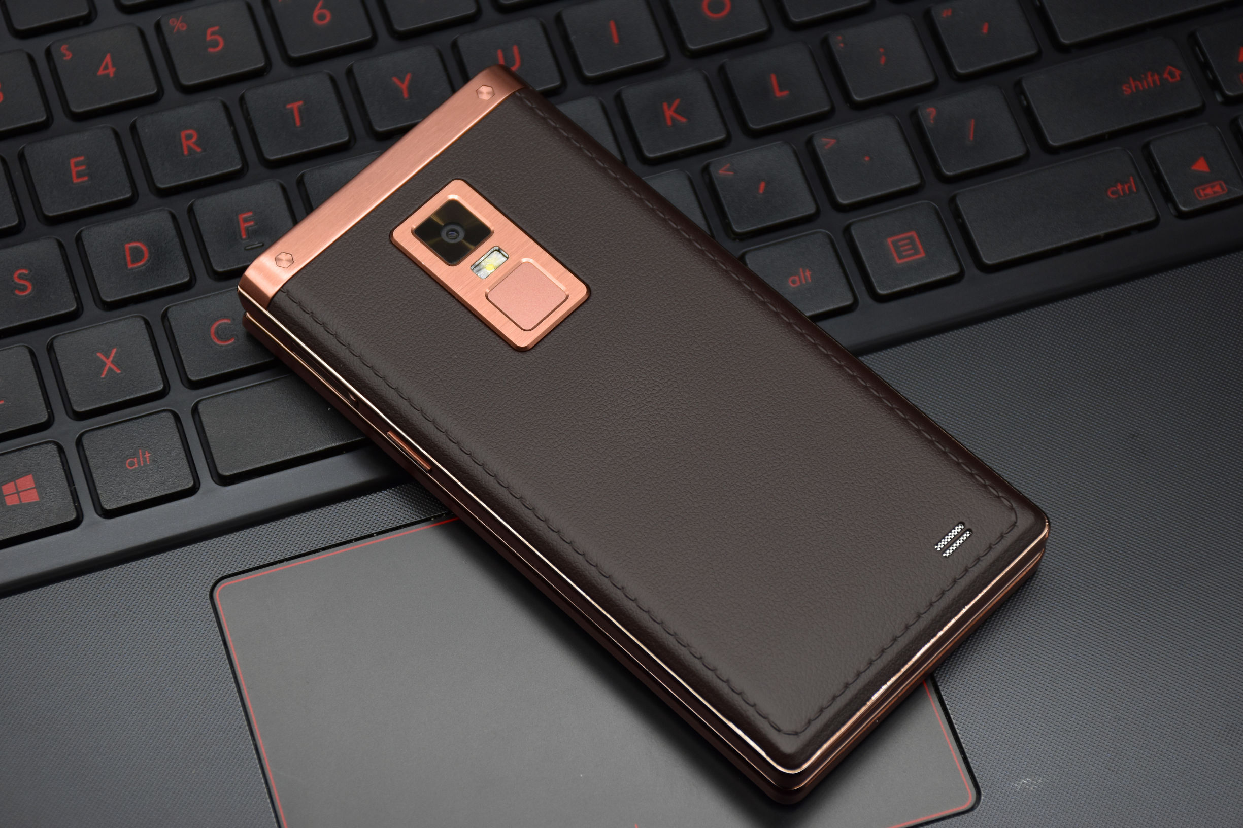 金立天鉴w909最新价格,金立天鉴W909翻盖手机