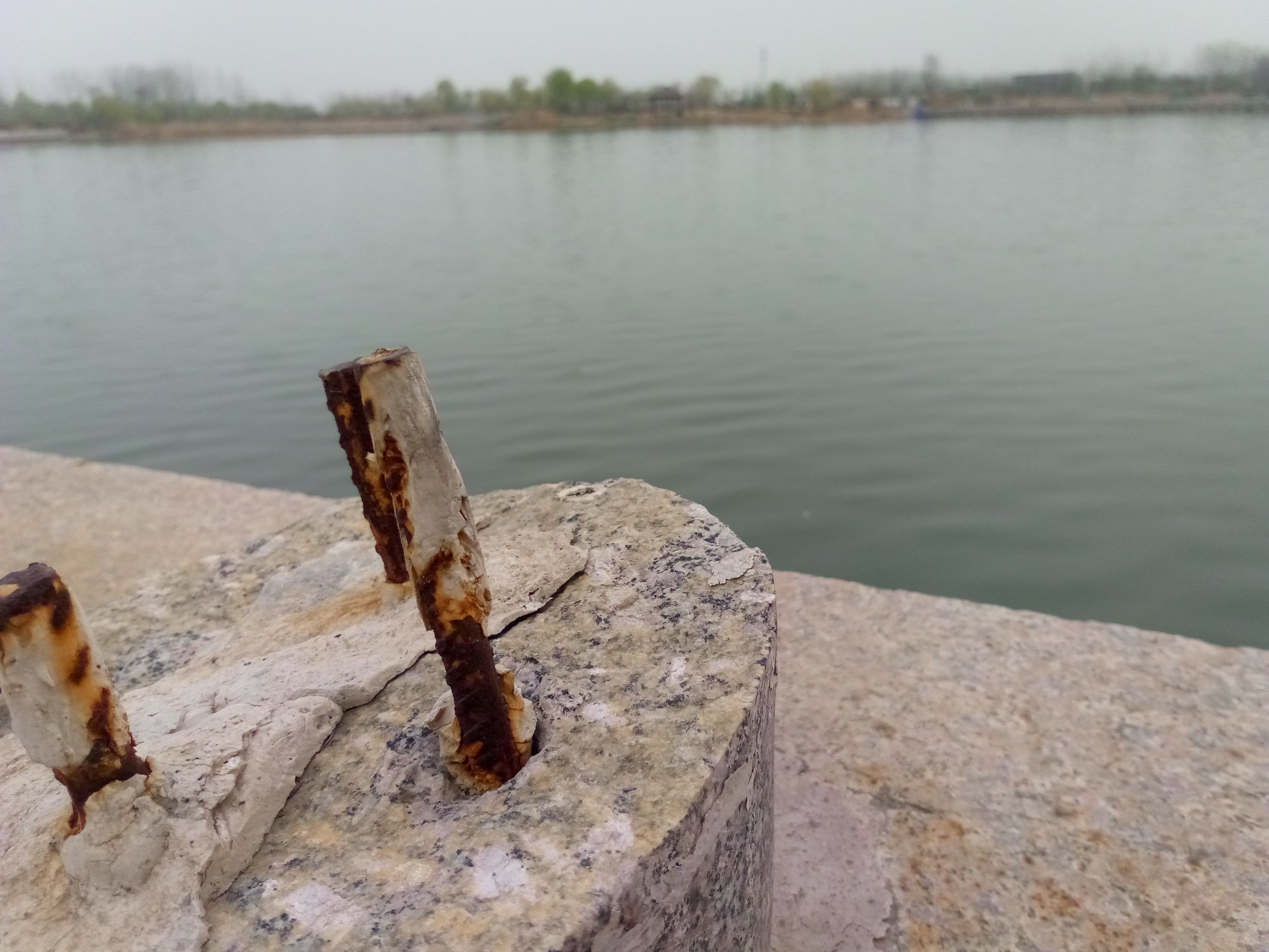 金立天鉴w909最新价格,金立天鉴W909翻盖手机