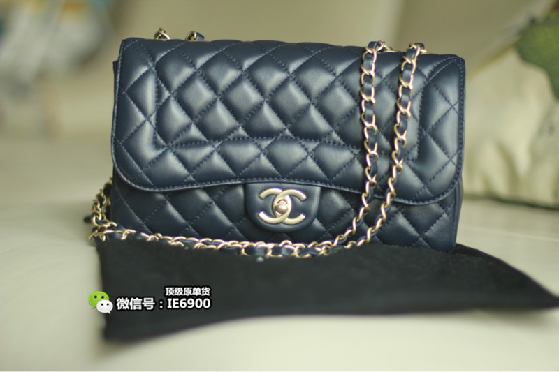 年入百万美女销售,年入百万的美女