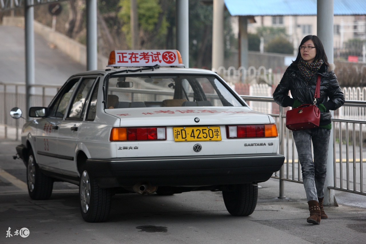 儿子问妈要是我眼瞎了你会怎么办,搞笑段子妈妈真是为儿子考虑啊