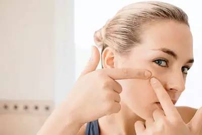 痘痘产生的原因有哪些,痘痘肌形成原因