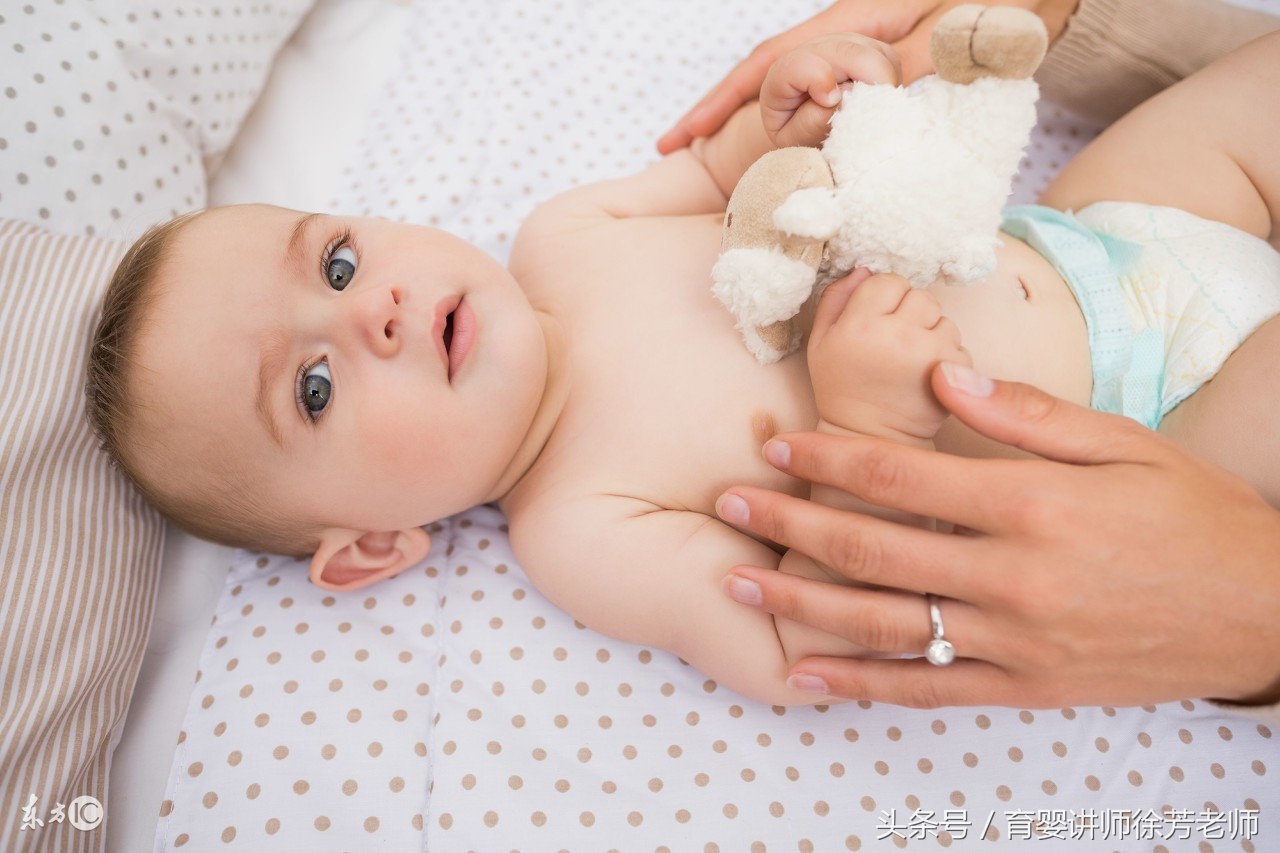 宝宝一直大便臭是消化不好吗,宝宝大便消化不良还臭是怎么回事