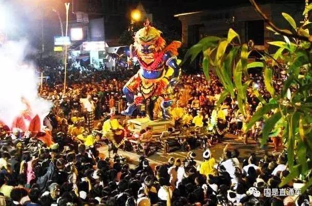 黄金周另类科普：这些节日的庆祝方式你不服不行