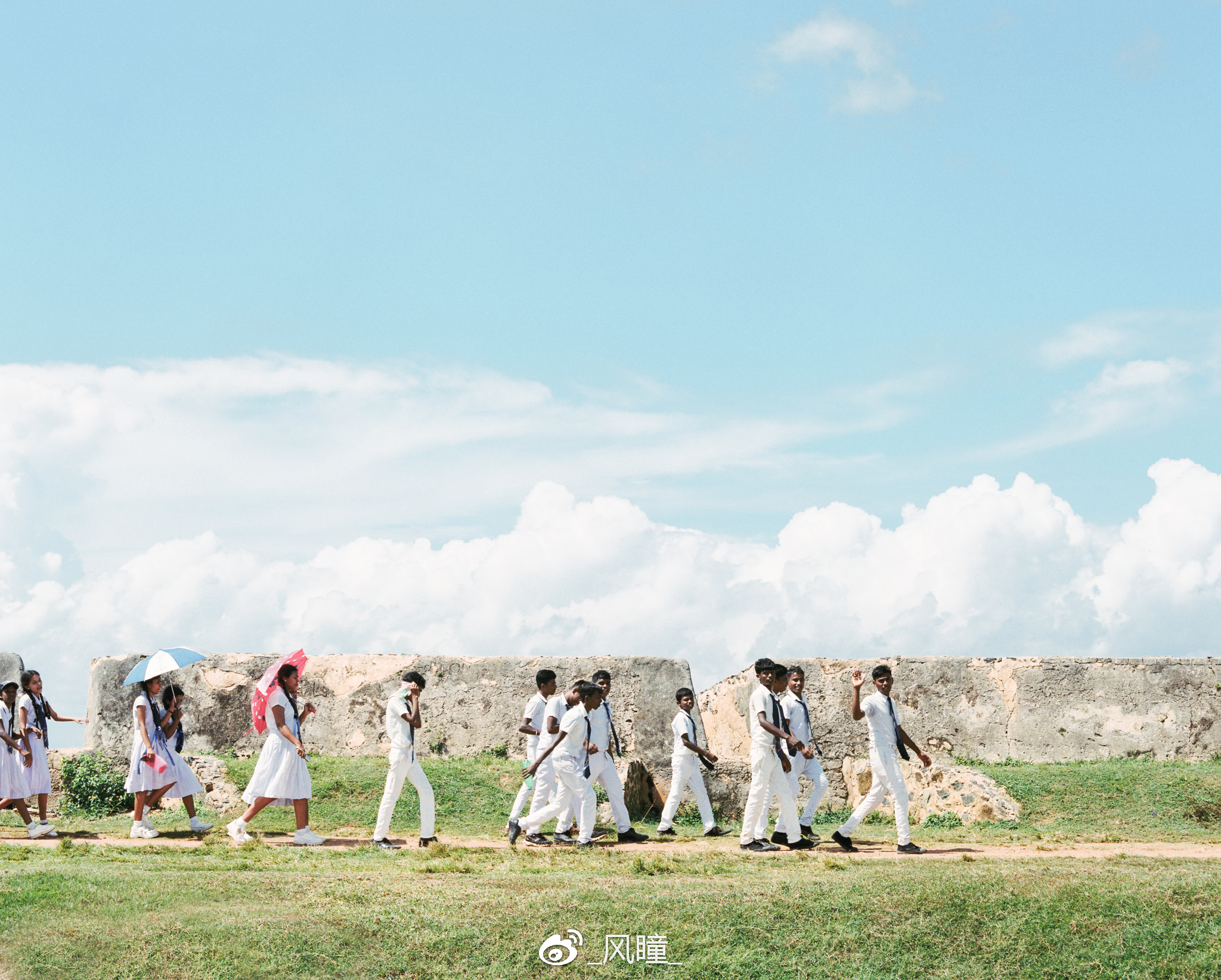 宾得67镜头在全幅上的表现,自带200mm镜头的数码相机