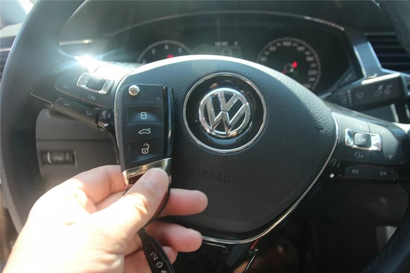 2017款帕萨特330尊荣版车主体验,帕萨特330tsi尊贵版星空版说车