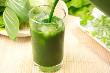 最近很火的青汁是不是智商税,日本的青汁真的能瘦身吗