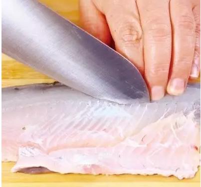 大师傅教你做正宗的西湖醋鱼,芡汁清淡,肉质鲜嫩,学会超有面子