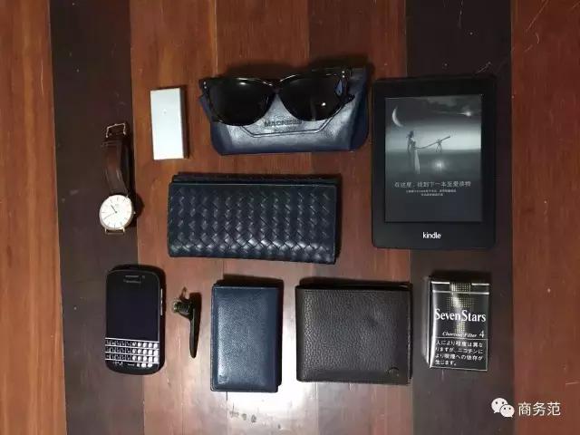 我翻了13个男人的包包，金牛座的男人最爱买买买？