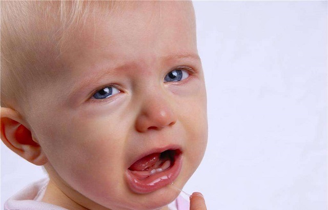 宝宝哭到声音沙哑会不会急性喉炎,急性喉炎喉咙痛声音沙哑吃什么药