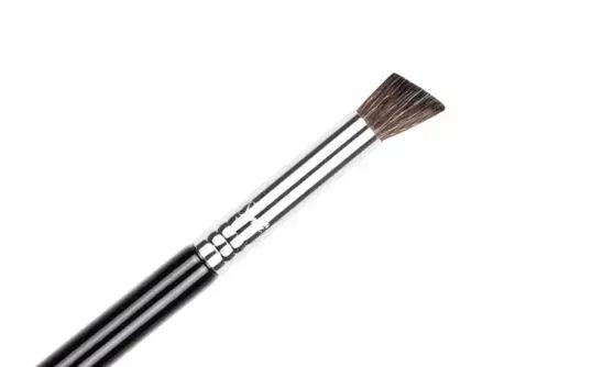 高鼻梁怎么练最有效,如何自然变成高鼻梁的方法学生党