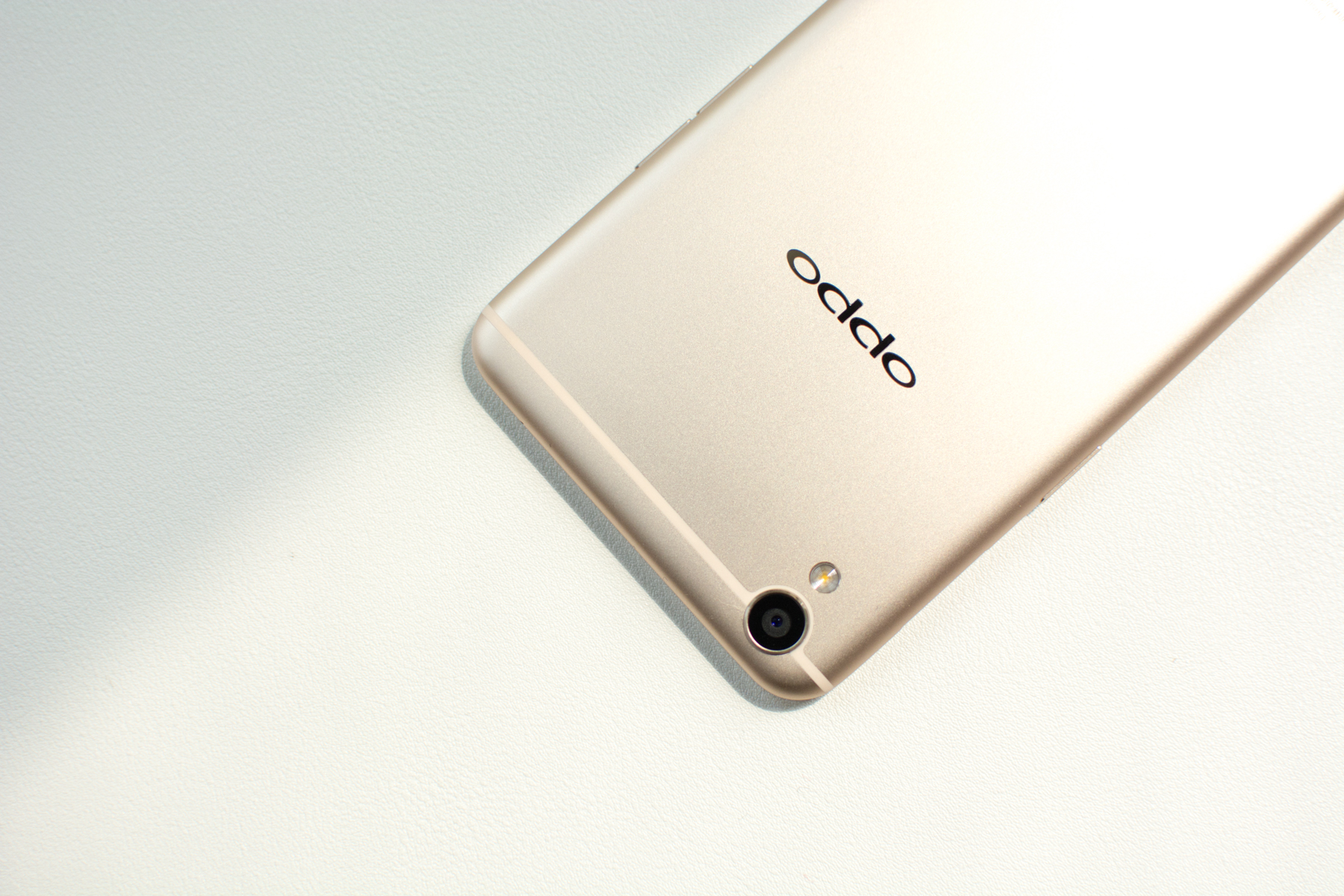 oppor9评测,oppor9性能简介