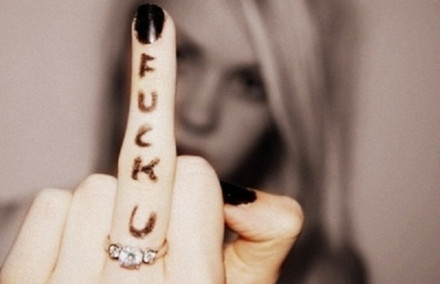 好朋友老说我胖妆化的不好,好朋友开玩笑说我丑