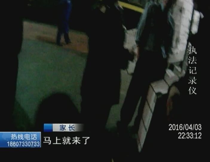 误吞了钢丝球怎么急救,小孩误吞食物怎么办