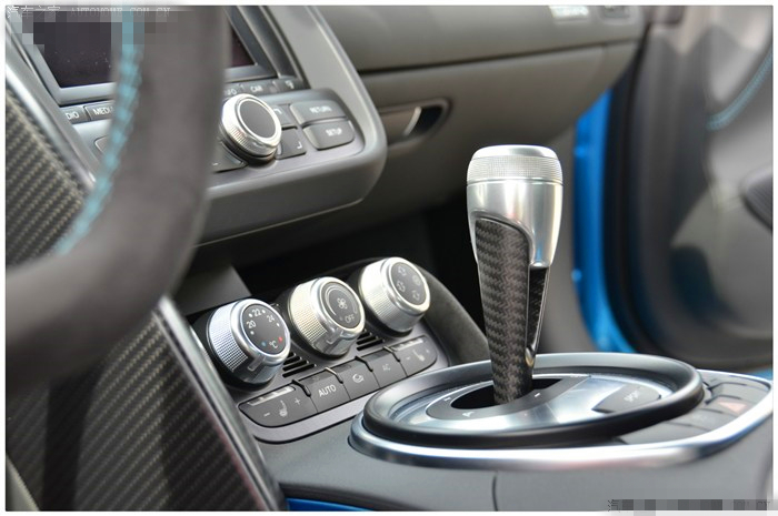 奥迪r8的遗憾,不得不说奥迪r8的颜值真是爆表