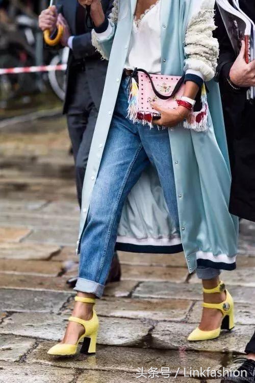 粗跟鞋怎么搭配显白显瘦,显高显瘦显腿长粗跟马丁靴
