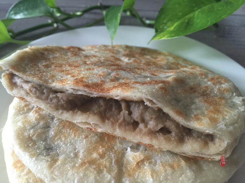 绿豆饼小孩子吃好吗视频,绿豆馅咸香油饼