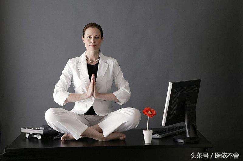 打坐冥想产生快感,内心放松冥想