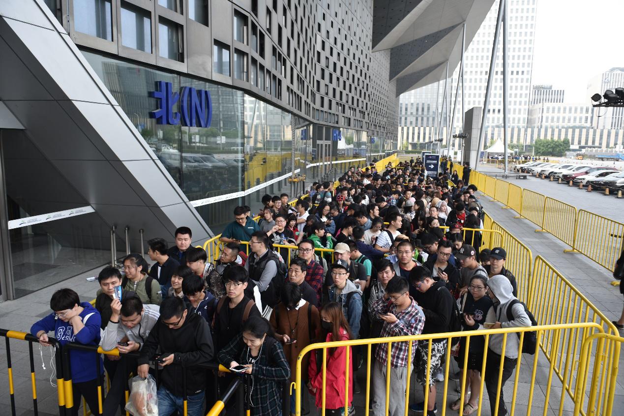 漫画女王游素兰亲临SHCC，全宇宙最high的漫展在魔都炸开啦！