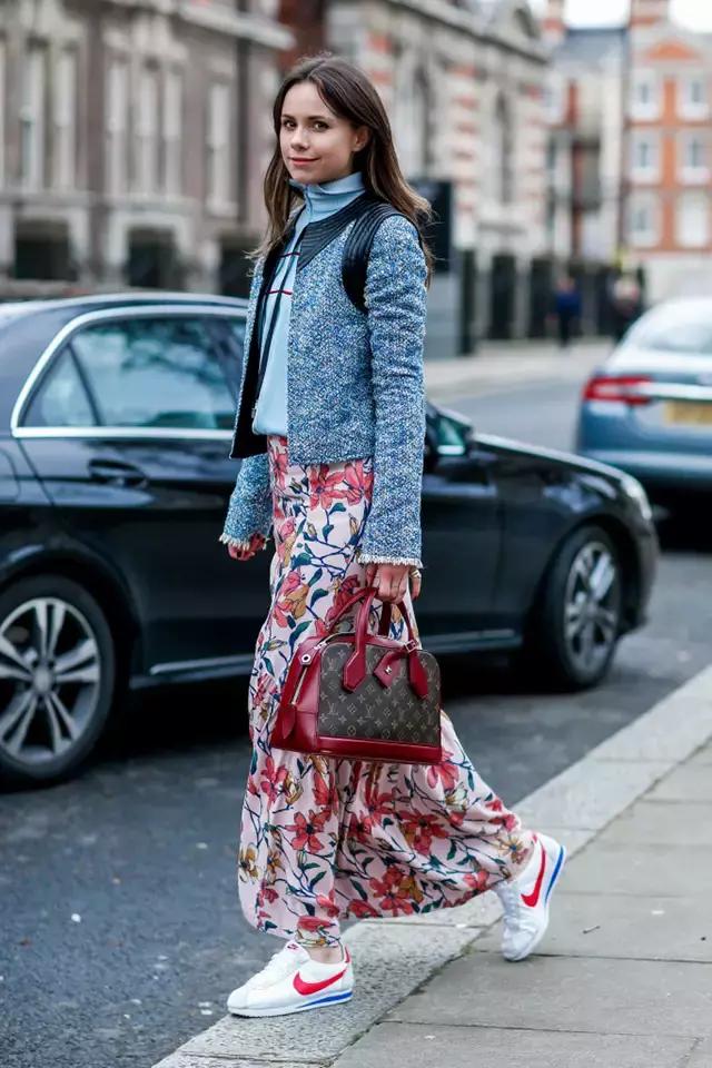 bellahadid运动穿搭,bellahadid同款运动小白鞋