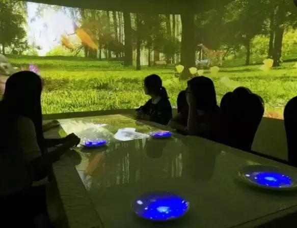 智能餐桌智慧餐桌,智能餐桌餐厅