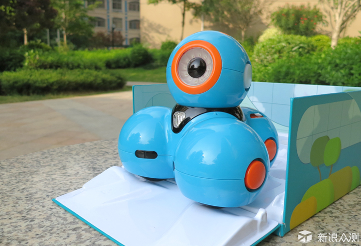 少儿编程机器人达奇,达奇机器人少儿编程