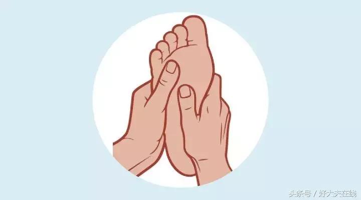 脚上长的鸡眼有没有可能长很多,你的脚上也有小小的鸡眼