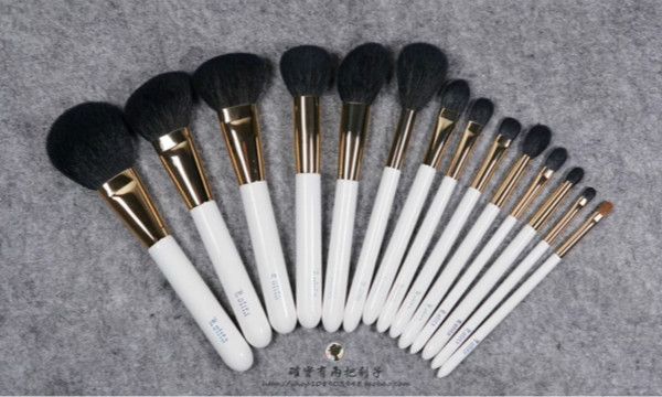 好物推荐化妆刷,眼部便携懒人化妆刷