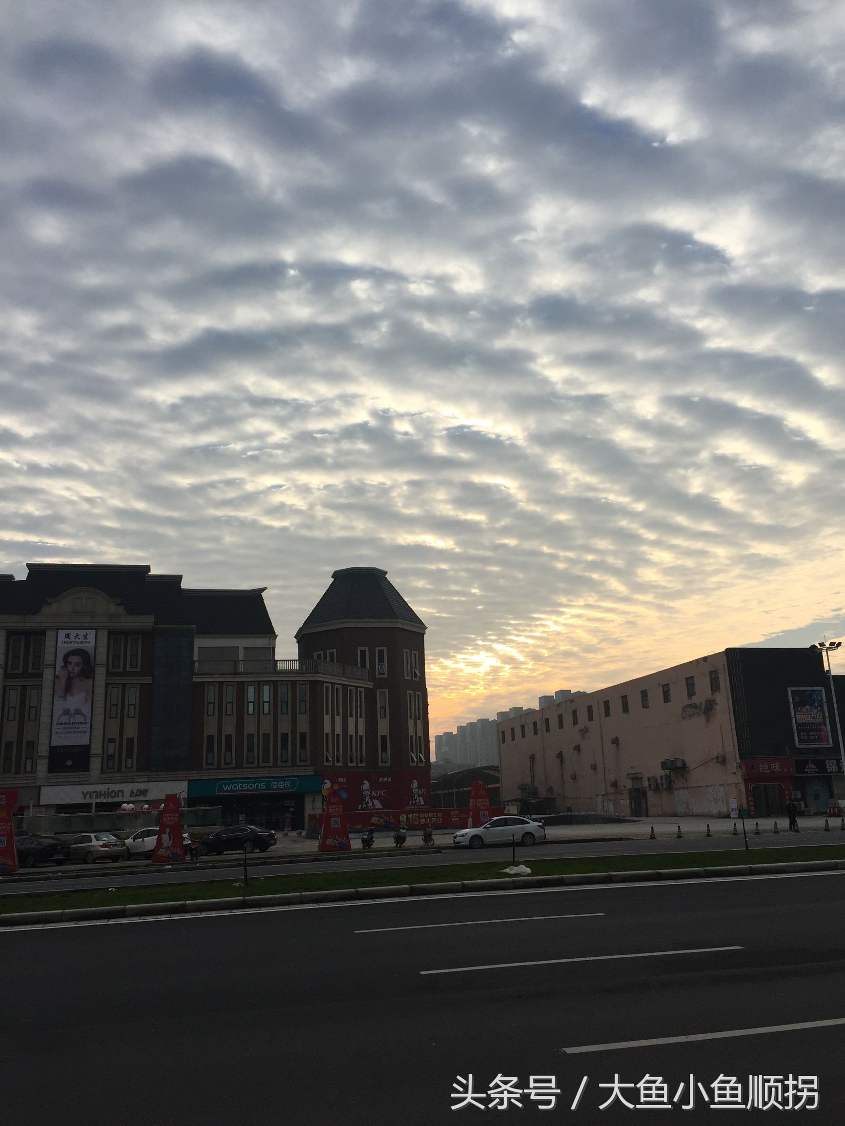 郑州富士康员工的现状,富士康解决百万员工就业问题